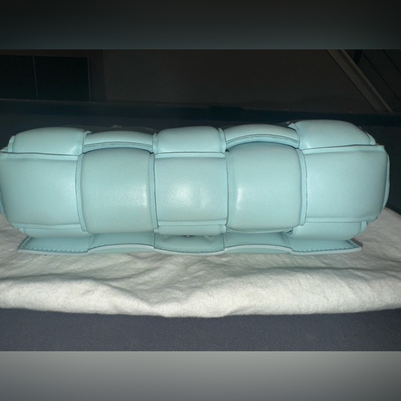 Bottega Venata Chain Cassette Bag - Picture 6 of 17